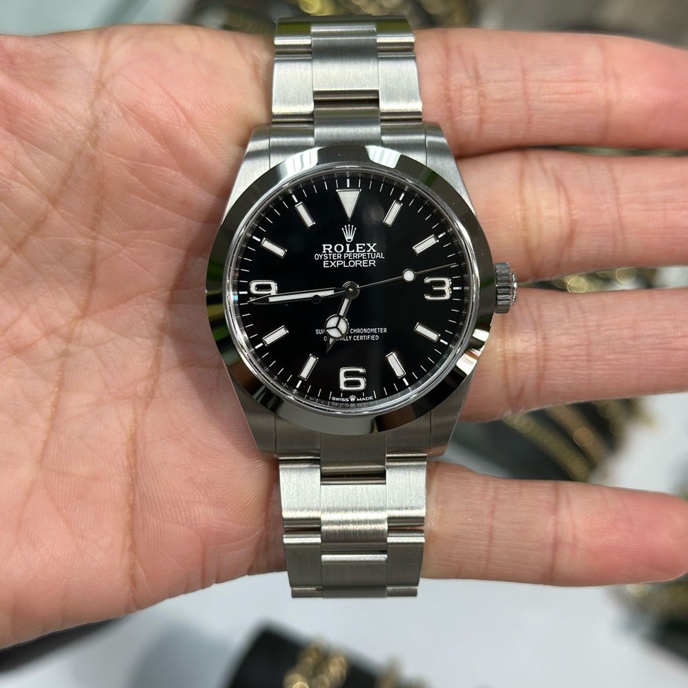 ✌️SOLD ✌️2023 Rolex Explorer 40MM